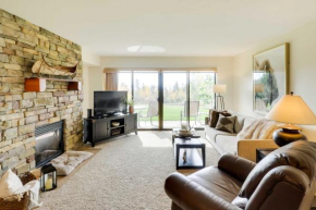 Beautiful Bigfork Condo with Hot Tub Access!